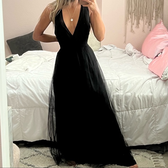 BCBGeneration Dresses & Skirts - Formal Black BCBGenterarion Tulle Evening Dress 🖤